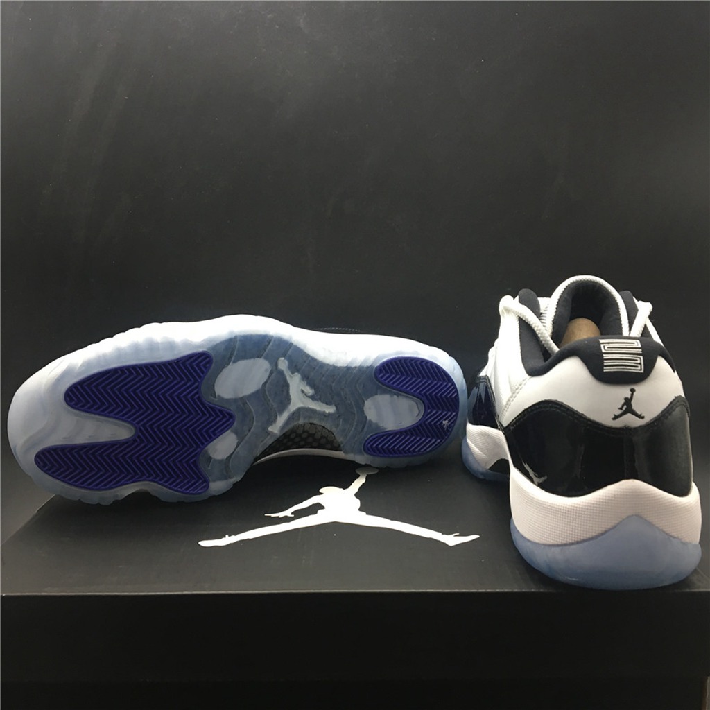 AIR JORDAN 11 RETEO LOW